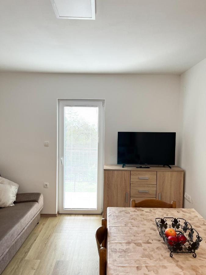 Holiday House Tomajna 포들레흐니크 외부 사진